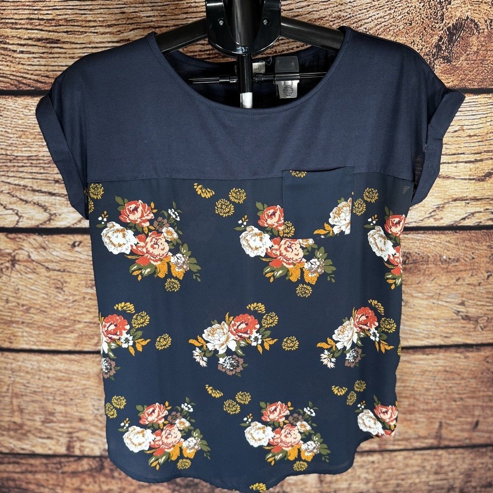Mason & Belle Women's Navy & Floral Chiffon Overlay Short Sleeve Blouse, Medium